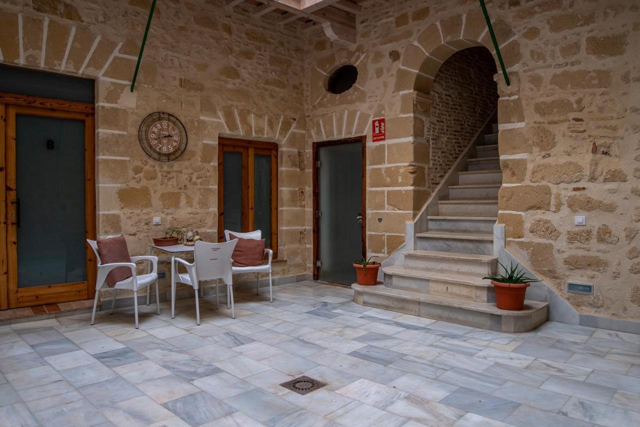 Palacio La Cruz Эль-Пуэрто-де-Санта-Мария Экстерьер фото