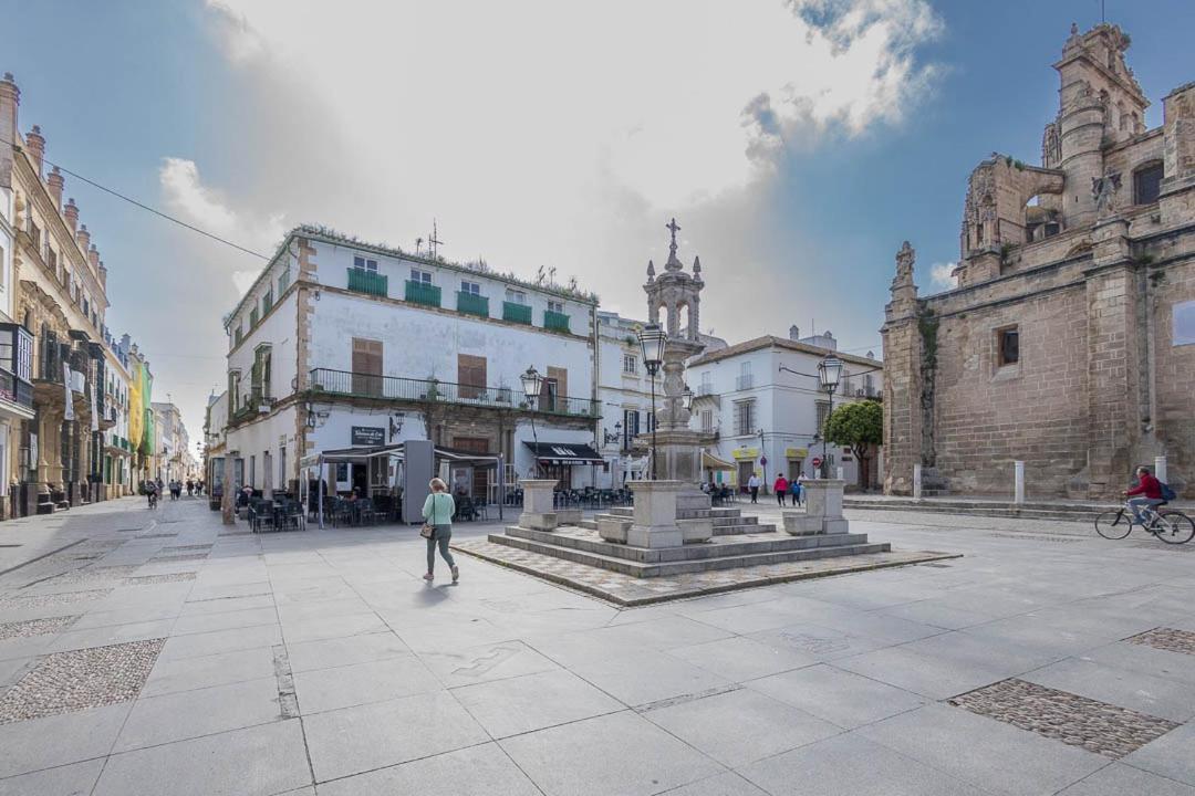 Palacio La Cruz Эль-Пуэрто-де-Санта-Мария Экстерьер фото